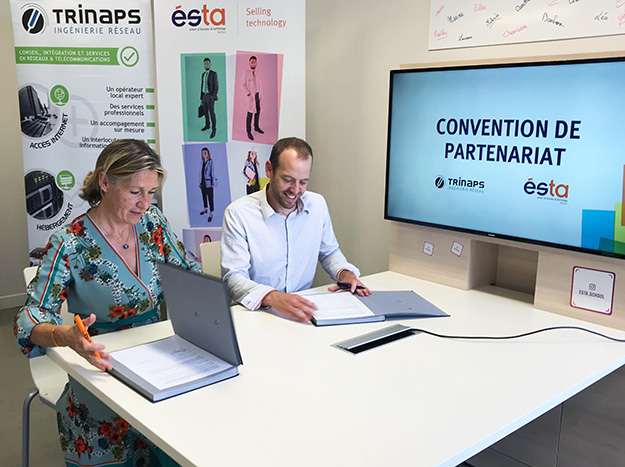 Signature du partenariat ESTA-TRINAPS sur la transformation digitale